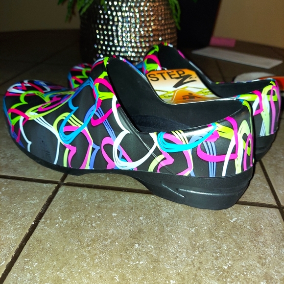 Step Z Shoes - Clogs NWT multicolored, size 9